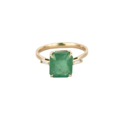Bague en or rose et émeraude