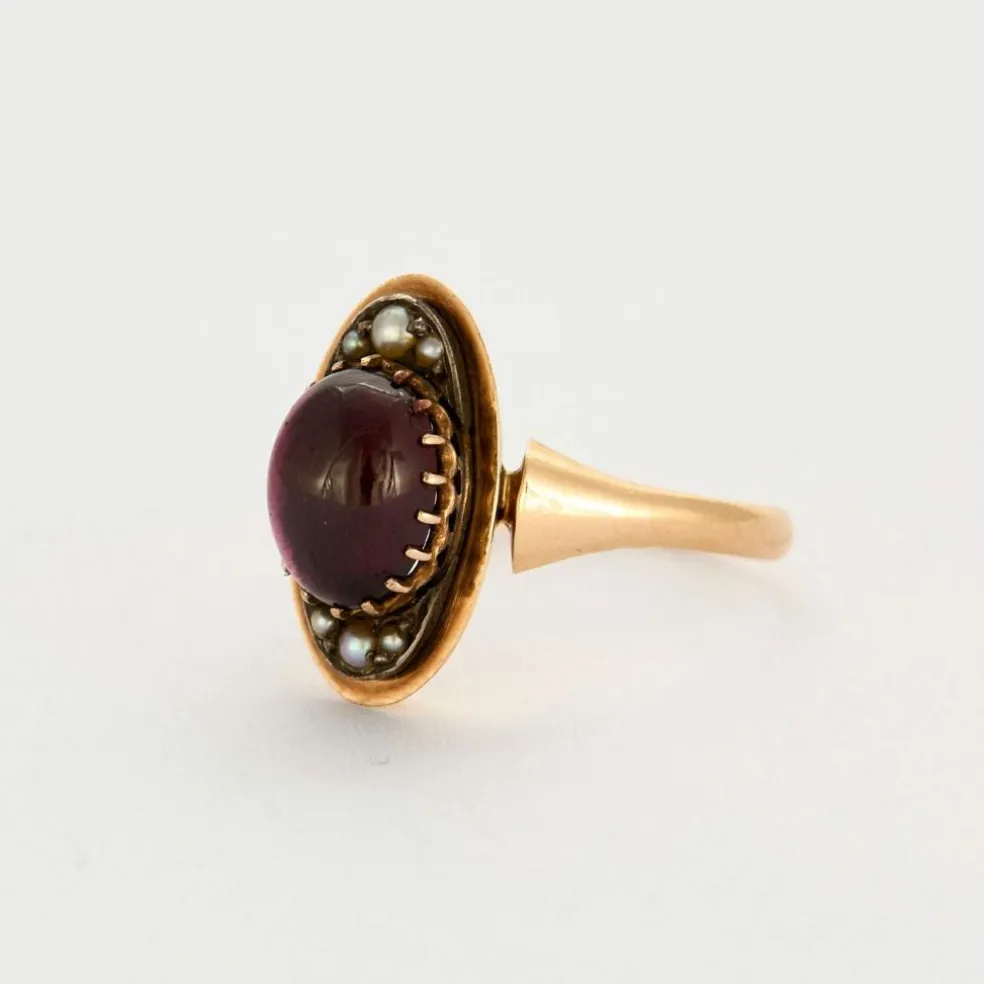 Bague en or rose et tourmaline cabochon