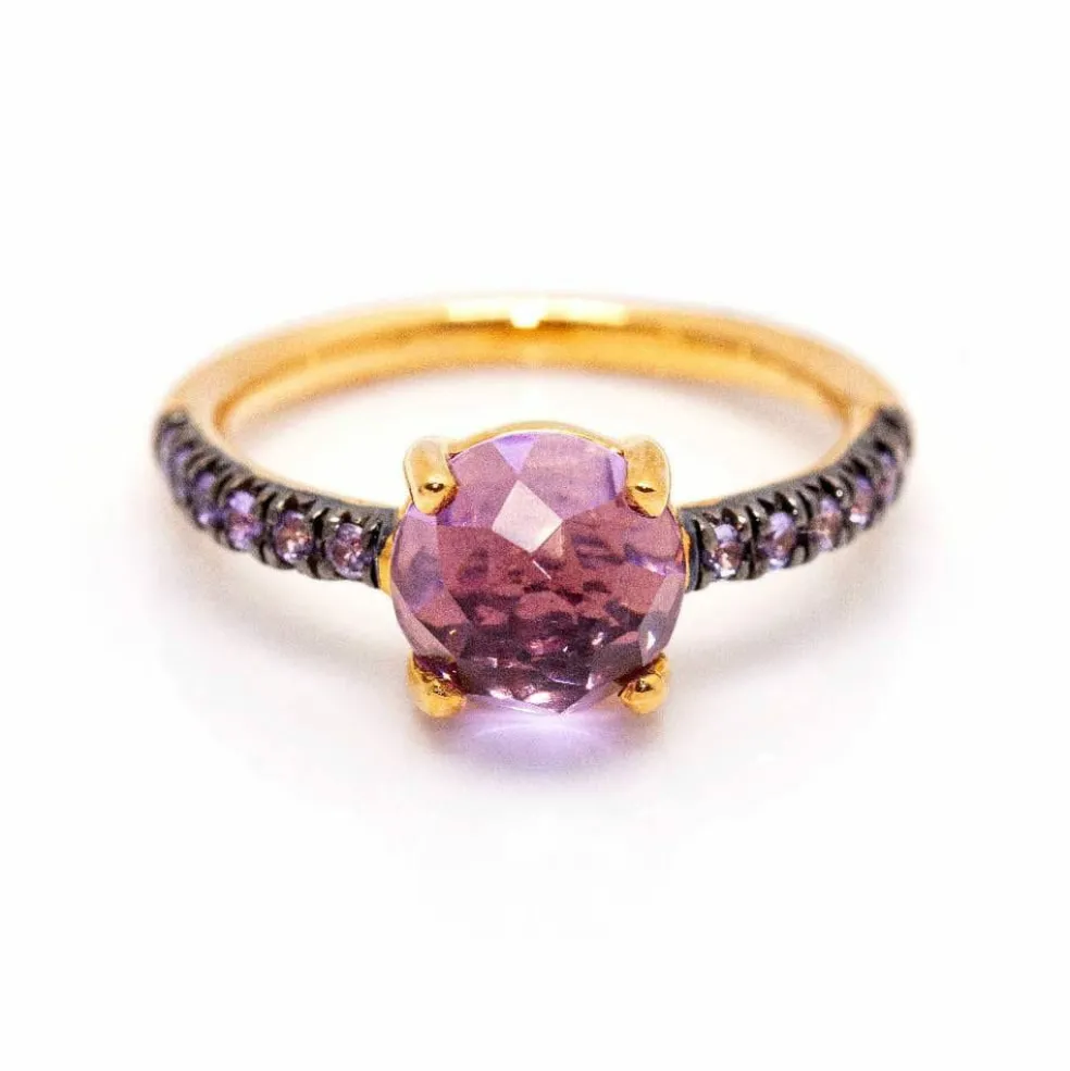 Bague en or rose, saphirs et améthyste