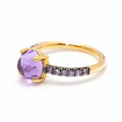 Bague en or rose, saphirs et améthyste