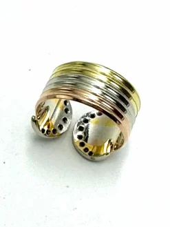Bague en or tricolore, avec diamants