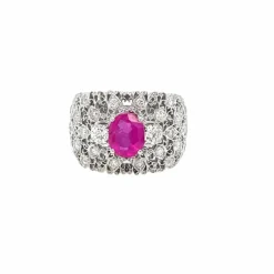 Bague en or vintage certifiée sans chaleur avec diamants et rubis de Birmanie gravés
