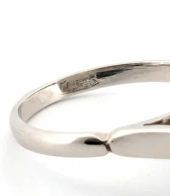 Bague en platine avec aigue-marine centrale et diamants environnants