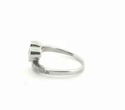 Bague en platine avec diamants