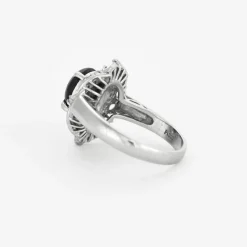 Bague en platine avec doublet saphir et petits diamants