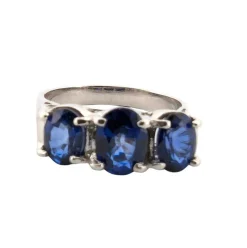 Bague en platine avec saphirs et diamants