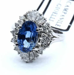 Bague en platine avec saphir et diamants