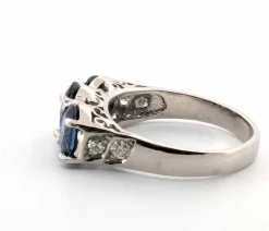 Bague en platine avec saphirs et diamants