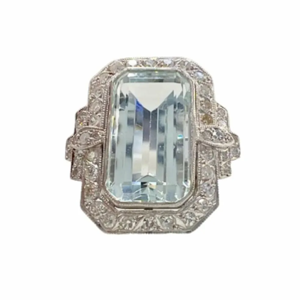 Bague en platine de style Art Déco avec aigue-marine et diamants