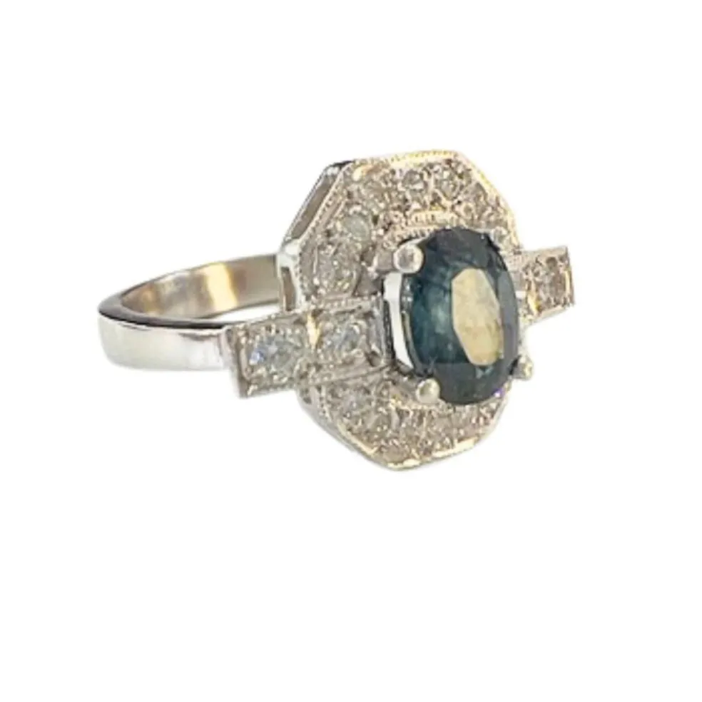 BAGUE EN PLATINE DE STYLE ART DÉCO AVEC DIAMANTS DE 0,38 ct ET SAPHIR DE 1,05 ct