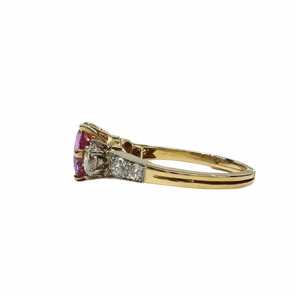 Bague en platine et or jaune diamants et saphir rose naturels