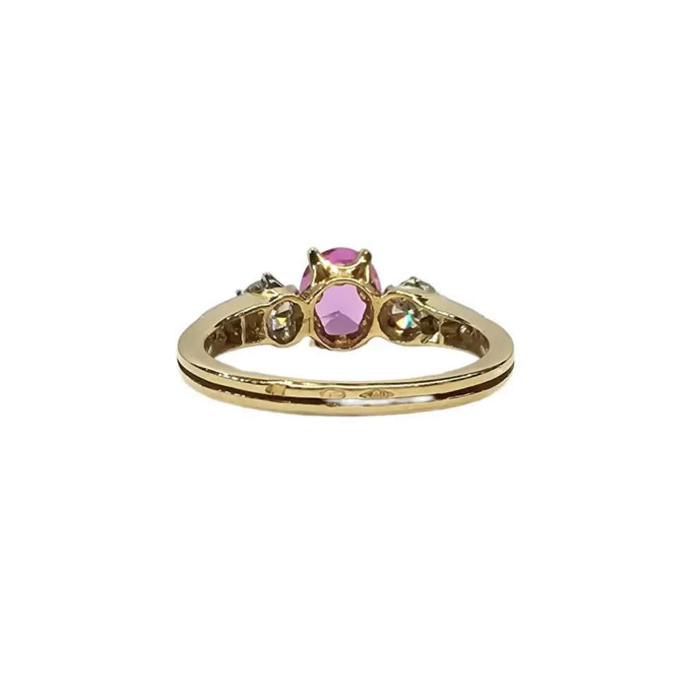 Bague en platine et or jaune diamants et saphir rose naturels