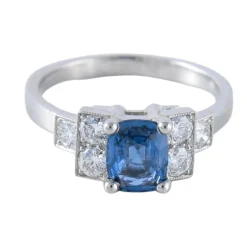 Bague en platine et saphir