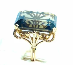 Bague en quartz morion géante, vers 1940
