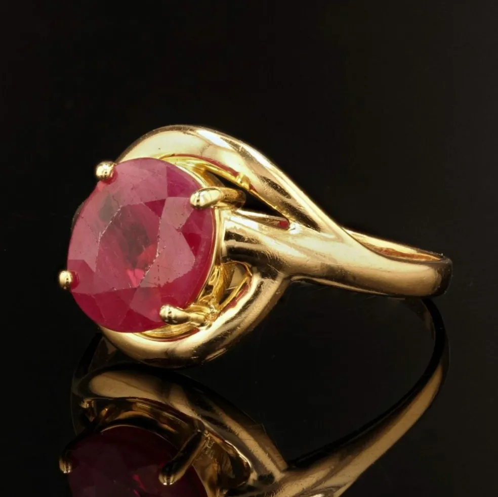 Bague en rubis et or