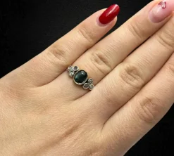 Bague en saphir et diamant, années 1930