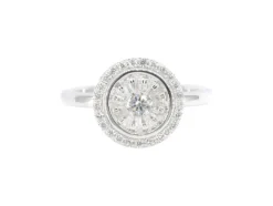 Bague entourage en or blanc avec diamants