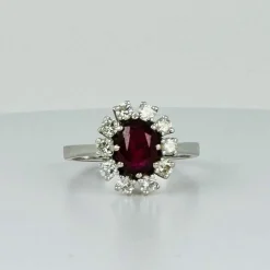 Bague entourage en or blanc 14 carats avec 10 diamants