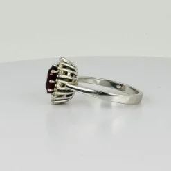 Bague entourage en or blanc 14 carats avec 10 diamants
