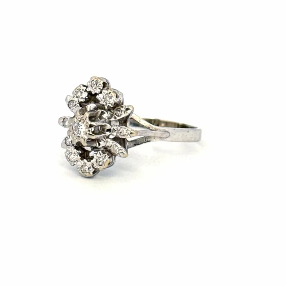 Bague Entourage Fleur Or Blanc 18k Diamants