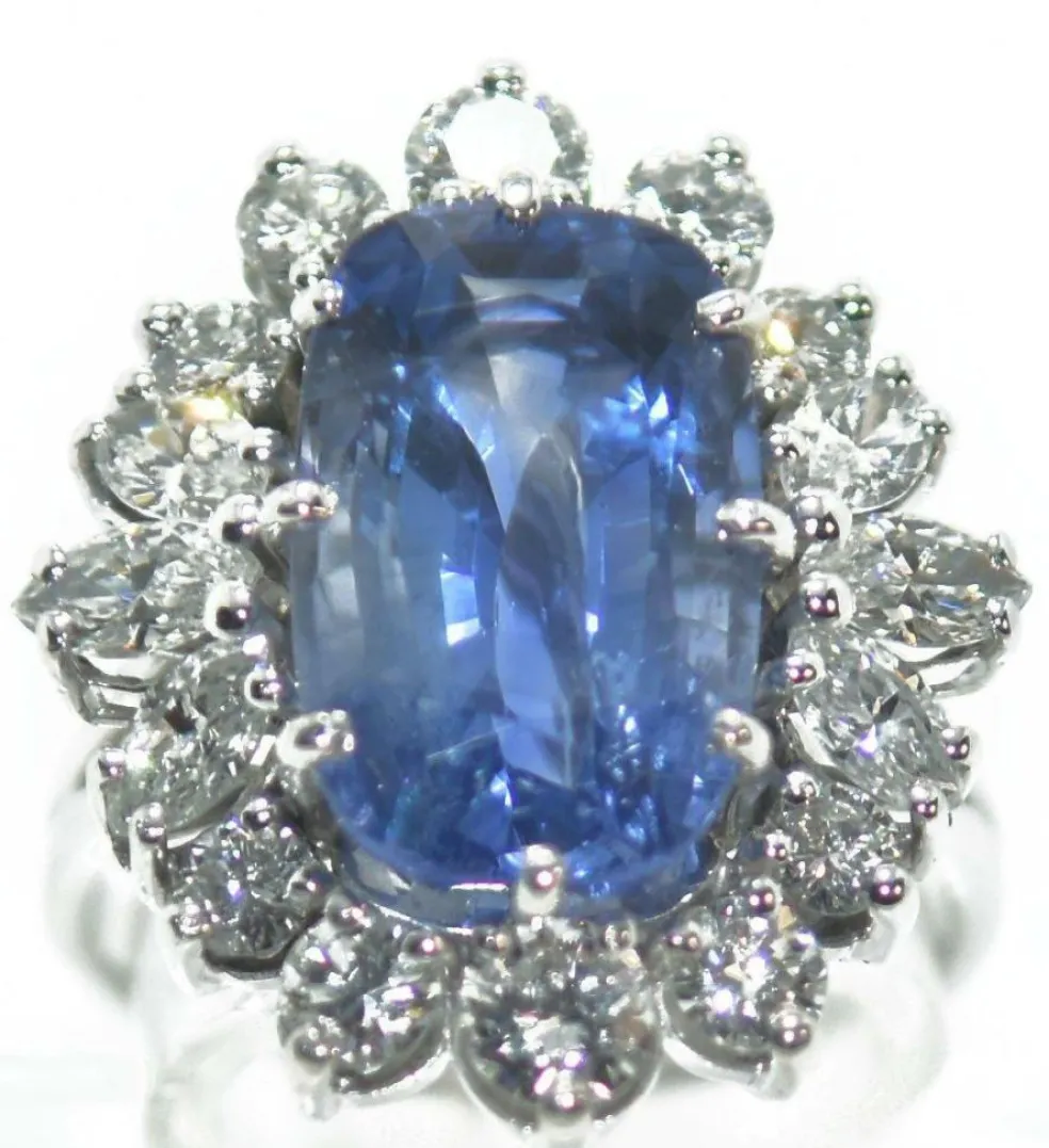 Bague entourage saphir naturel et diamant