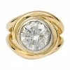Bague entrelacée deux tons d'or, diamant 2,78 carats.