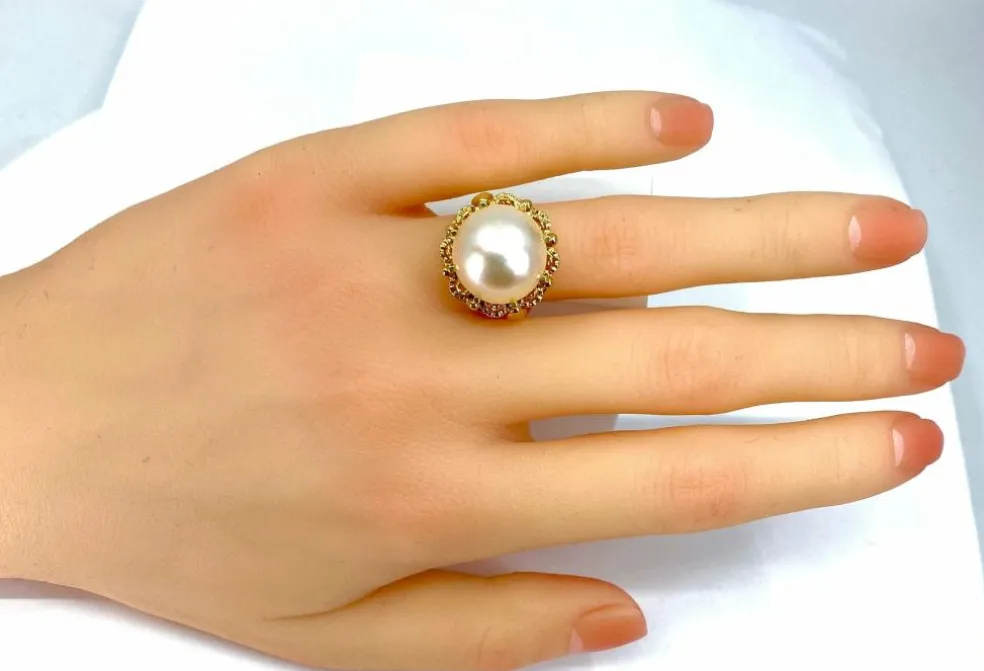 Bague et boucles d’oreilles or jaune et perles mabé