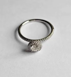 Bague Eternity Hulchi Belluni- or blanc et diamants