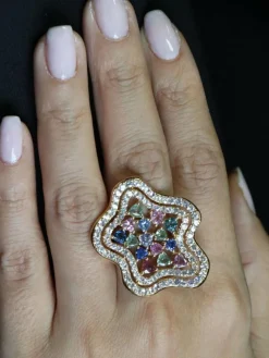 Bague Etoile saphirs de couleur Diamants
