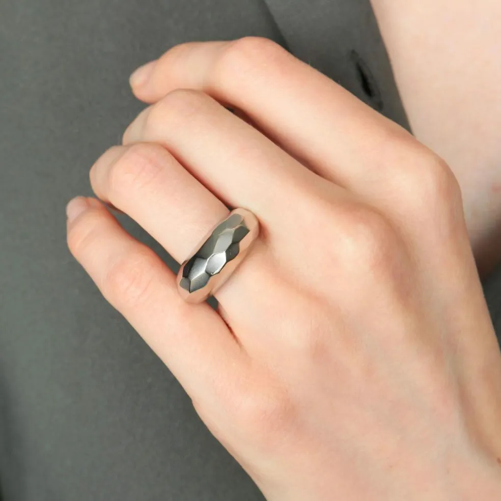 BAGUE "FACETTE" OR BLANC