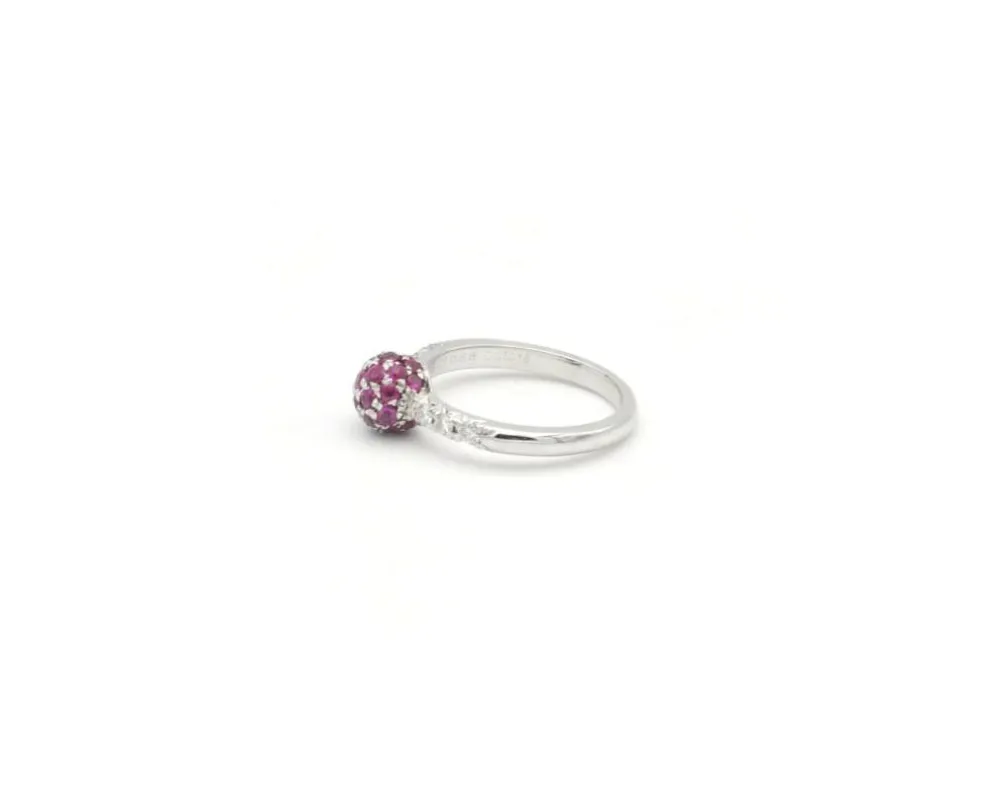 Bague Favero en or blanc avec rubis et diamants