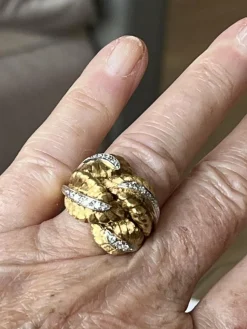 Bague Feuillage Or Jaune Diamants Années 1970