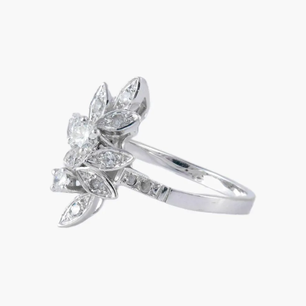 Bague "feuilles" or blanc et diamants