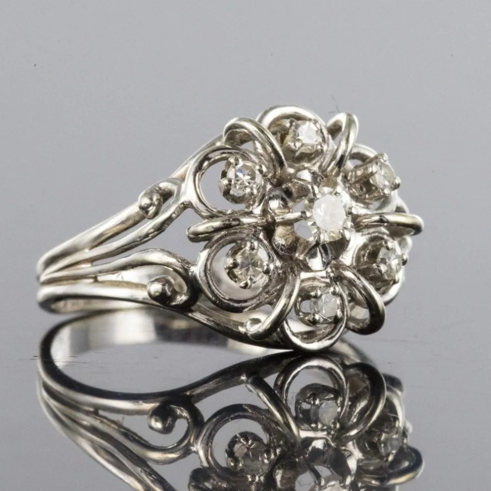 Bague fils d'or blanc et diamants
