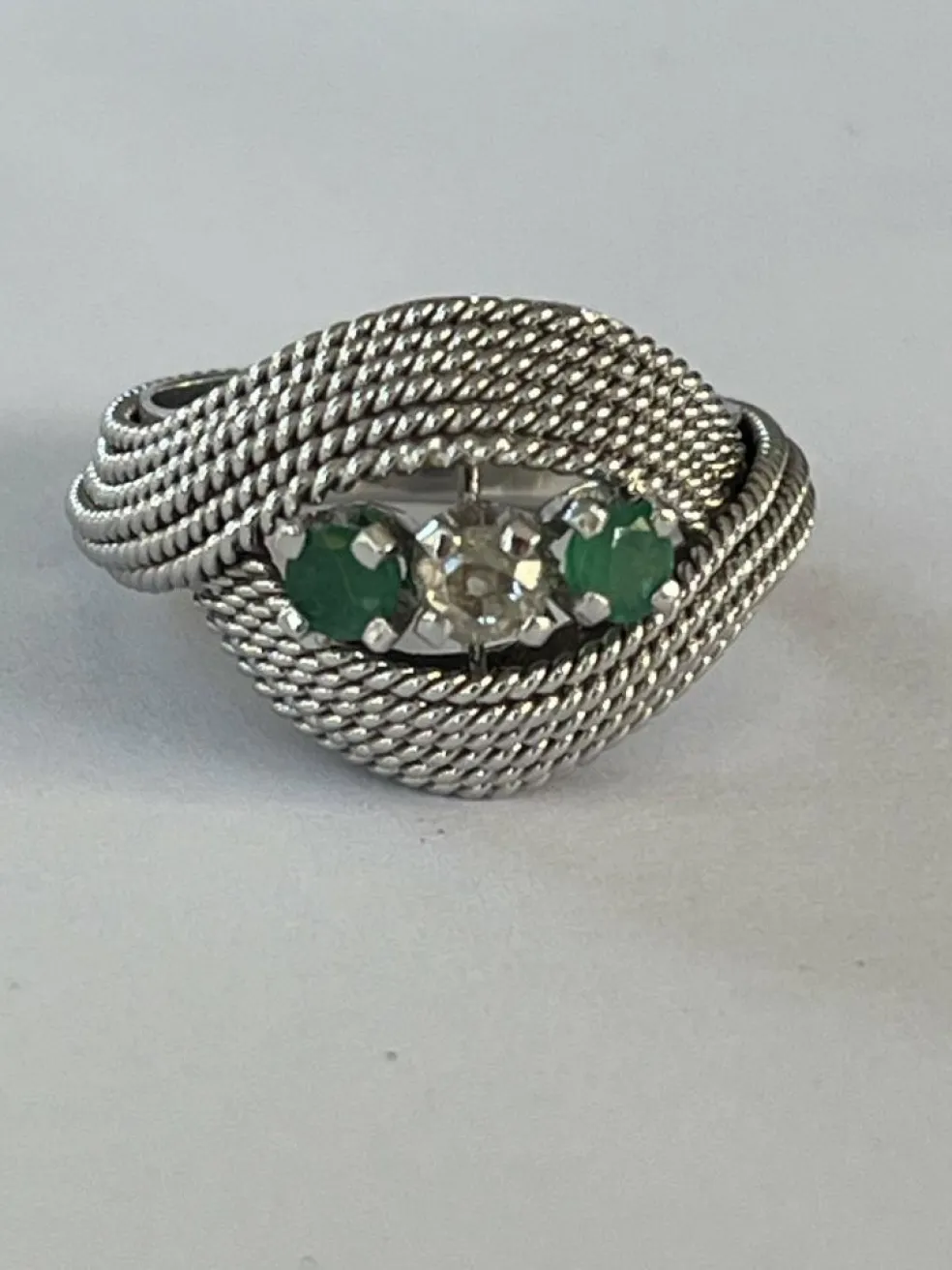 Bague Fils d'Or Jaune Torsadés Diamant Emeraudes