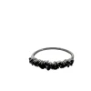 Bague fine demi alliance saphir bleu
