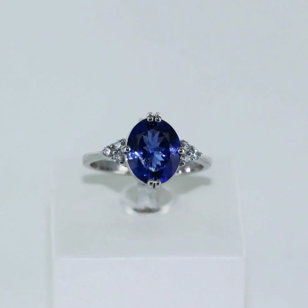 Bague fine Or blanc Tanzanite Diamants