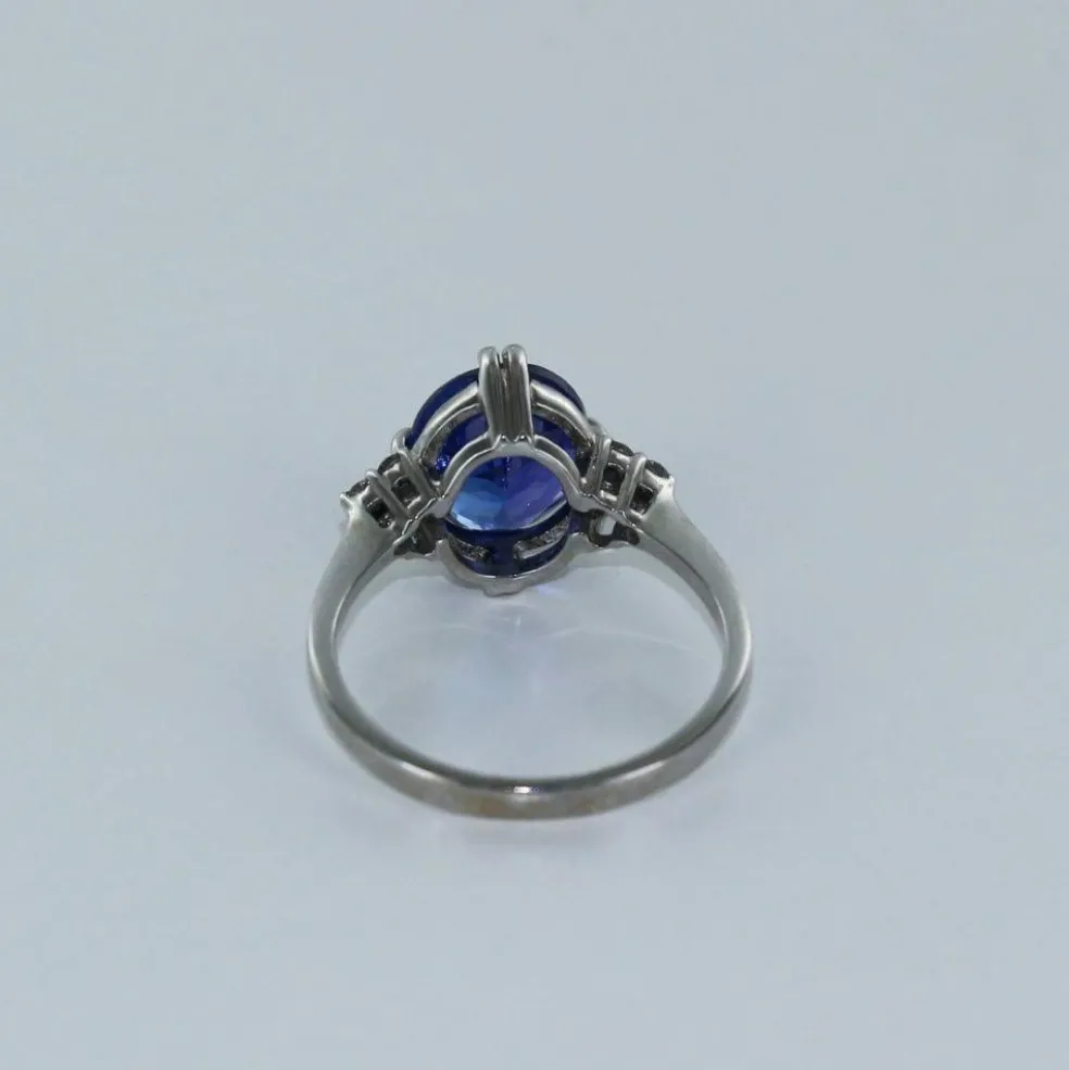 Bague fine Or blanc Tanzanite Diamants