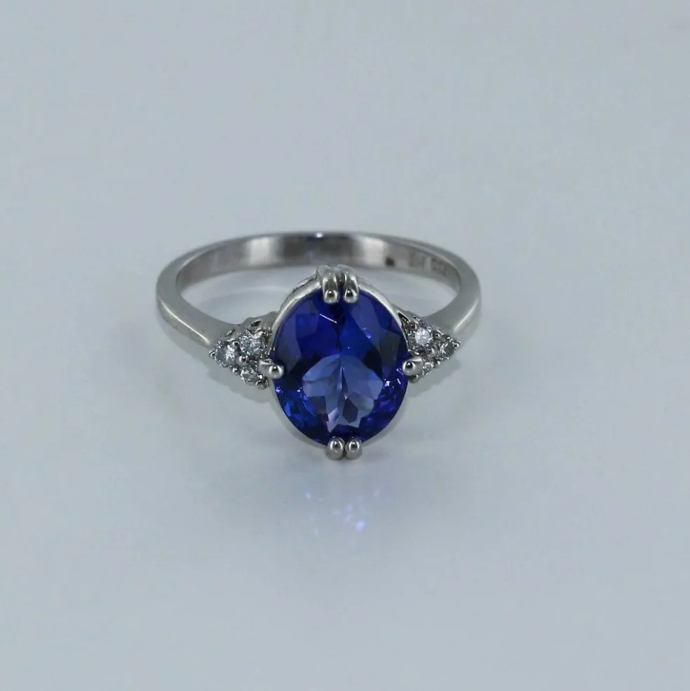 Bague fine Or blanc Tanzanite Diamants