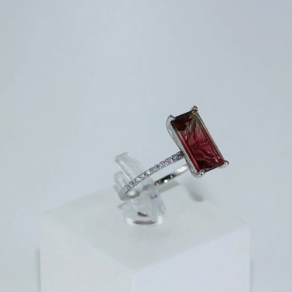 Bague fine tourmaline rectangle et diamants