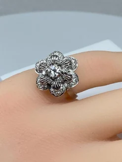 Bague Fleur Diamants