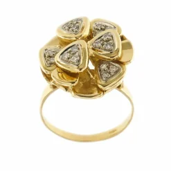 Bague fleur diamants