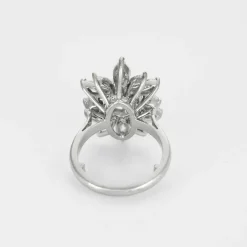 Bague fleur diamants