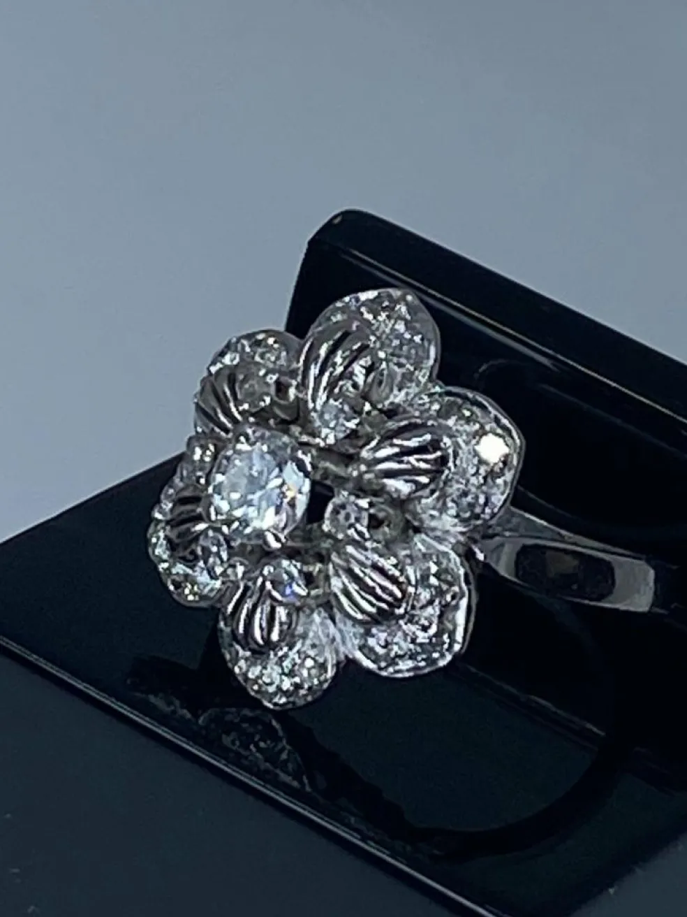 Bague Fleur Diamants