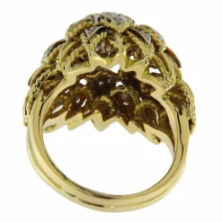 Bague fleur en or jaune et blanc avec diamants