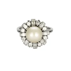Bague fleur en platine, perle et diamants