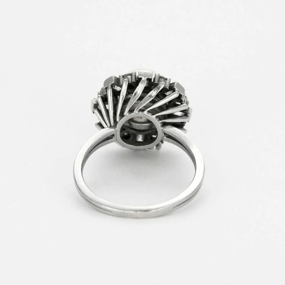 Bague fleur en platine, perle et diamants