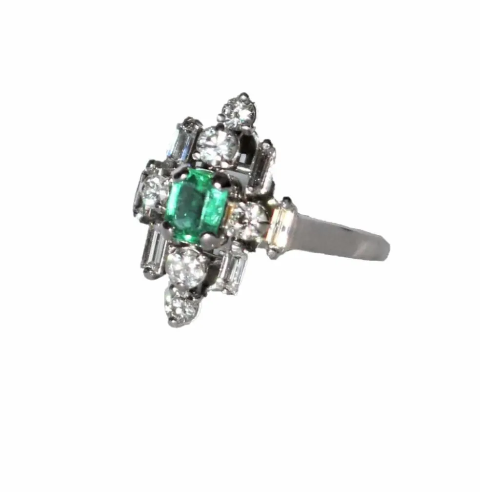 Bague Fleur Moderniste émeraude