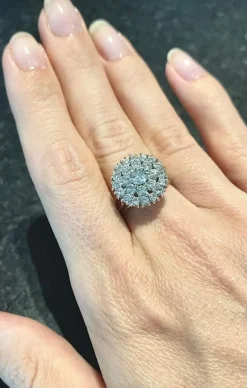 Bague fleur or blanc diamants