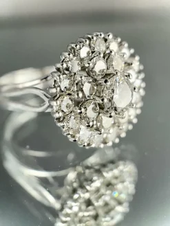 Bague fleur or blanc diamants